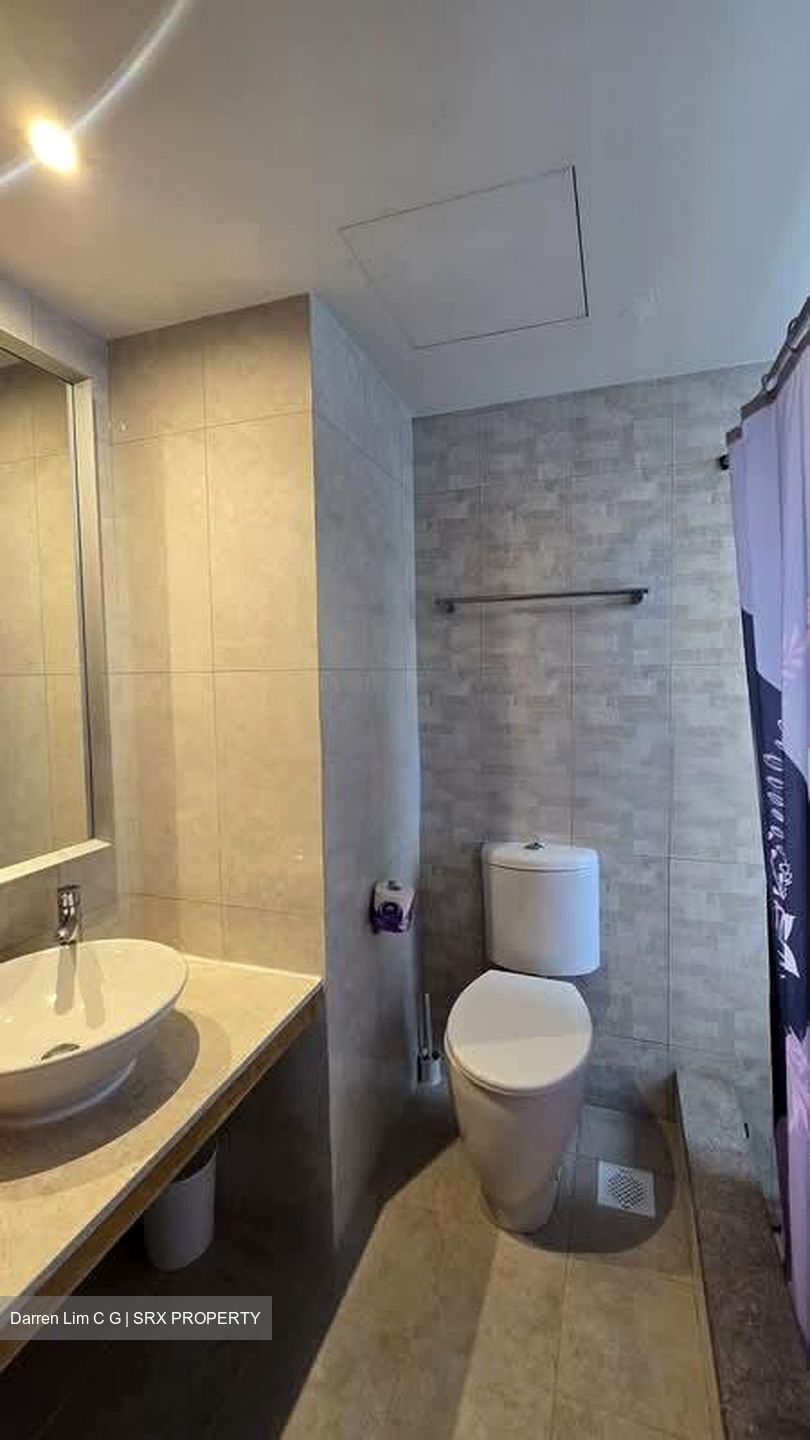 The Lakeshore (D22), Condominium #548882681